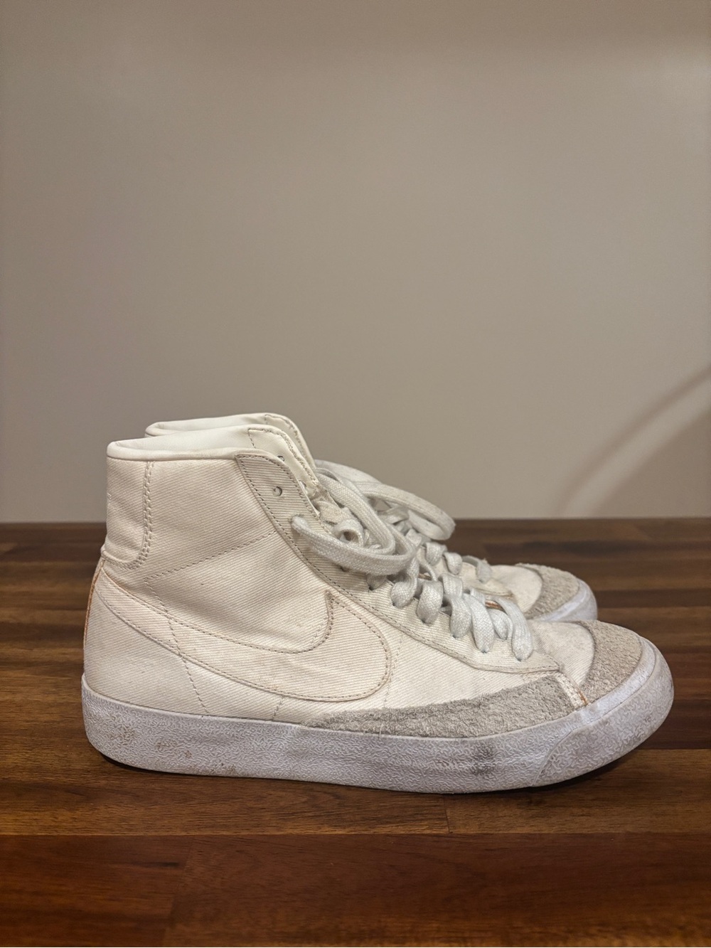 Nike 1977 Blazer White High-Top Women's Canvas Sneakers